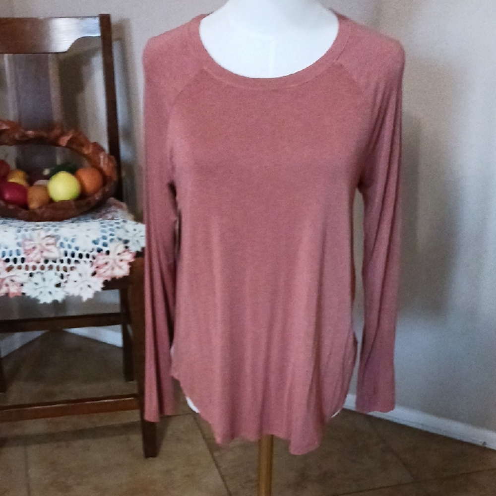 American Eagle Outfitters Long Sleeve Top - Dusty Rose